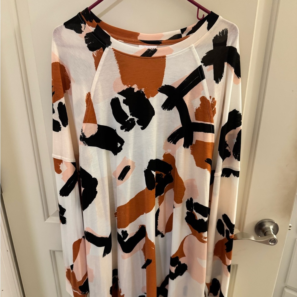 LuLaRoe Long Sleeve Top with Bold Abstract Design